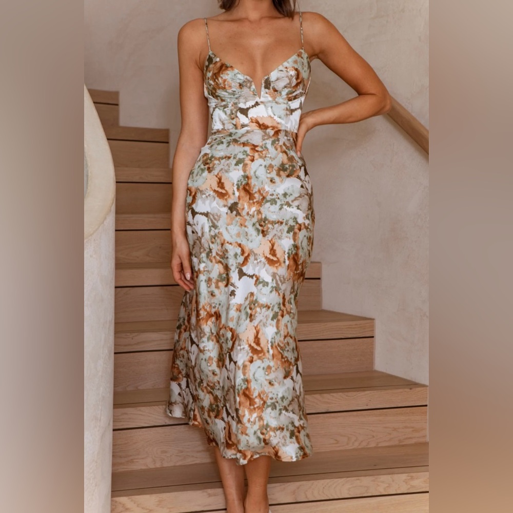 Selfie Leslie - Lake Como Fitted Bodice Cami Strap Midi Dress Abstract Print